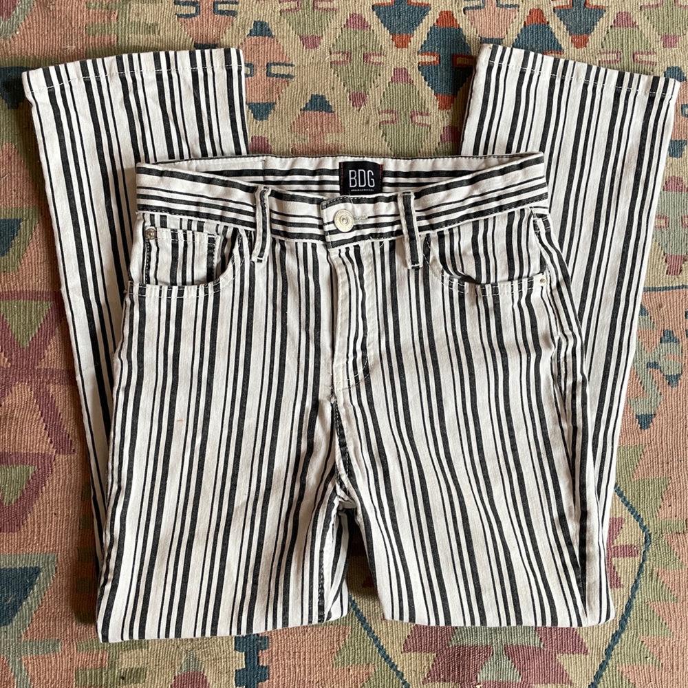 BDG Stripped Cropped Jeans Womens Size 26